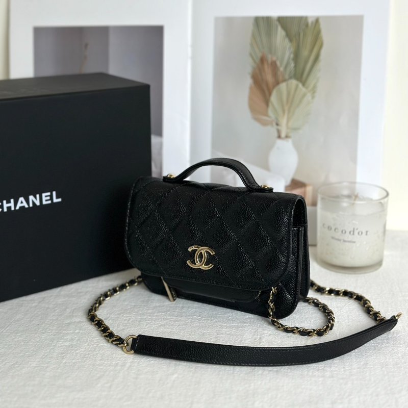 CHANEL 粒面牛皮郵差包 - mini黑金-2