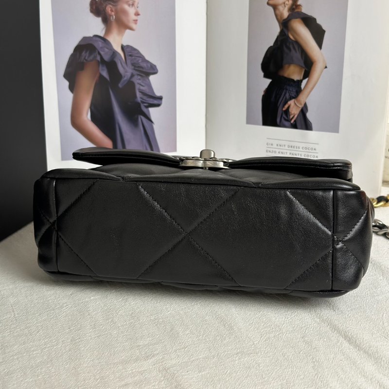 CHANEL 19 Bag 菱格紋羊皮手提肩背包 26 - 黑銀-6