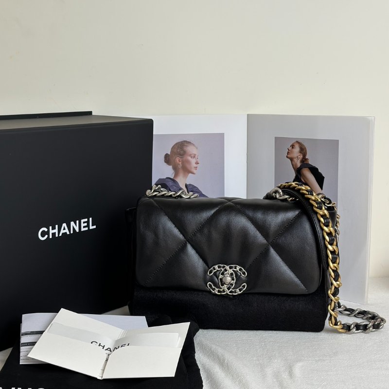 CHANEL 19 Bag 菱格紋羊皮手提肩背包 26 - 黑銀-8