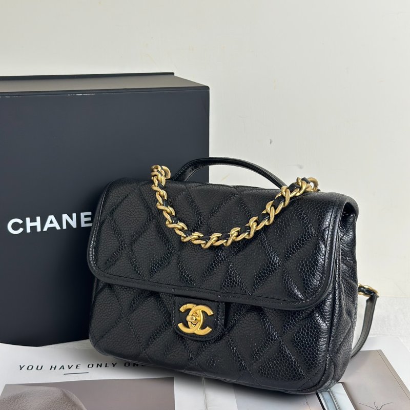 CHANEL 25A粒面牛皮後背包 - 黑金-3