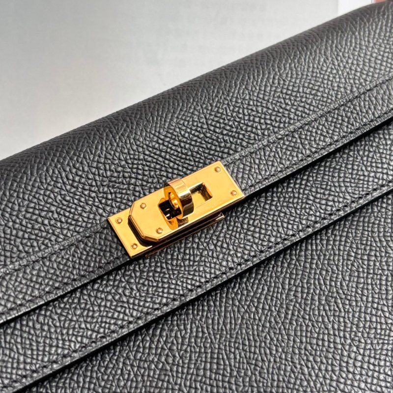 W刻 ::HERMES:: 愛馬仕黑金 KELLY TO GO 斜背包-6