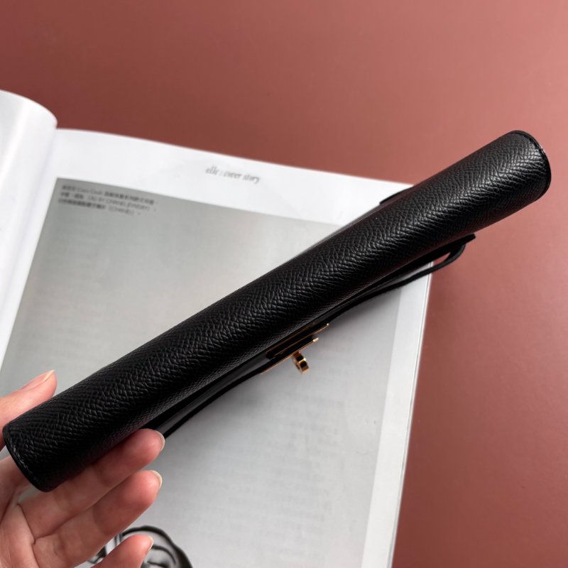 W刻 ::HERMES:: 愛馬仕黑金 KELLY TO GO 斜背包-8