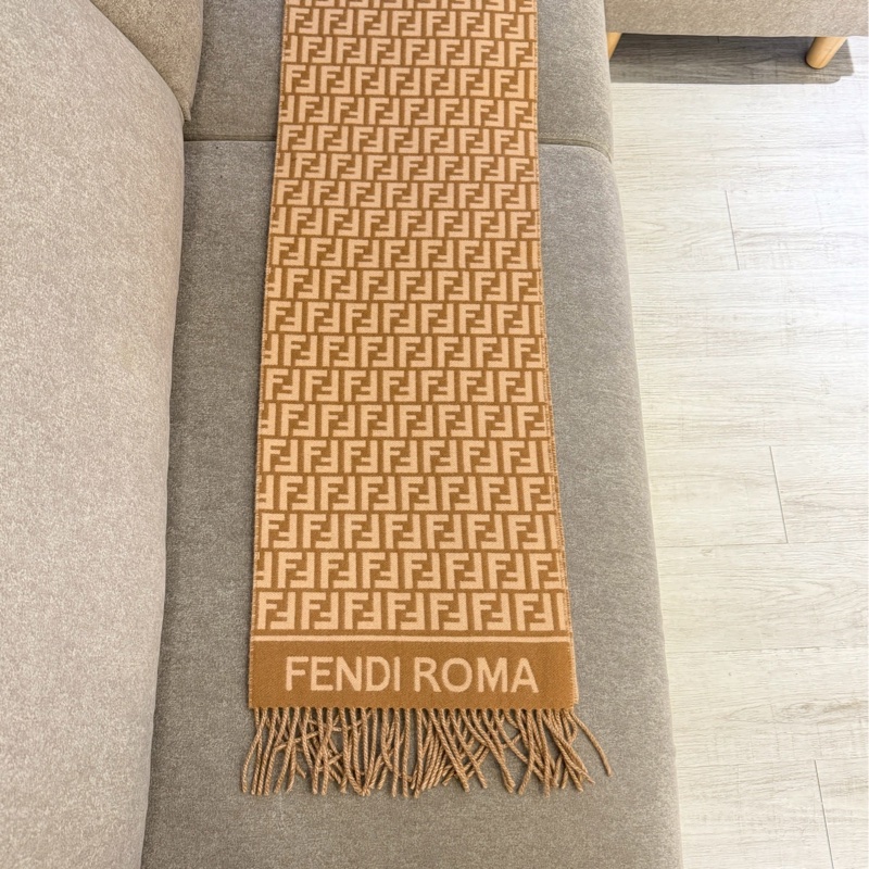 FENDI 爆款圍巾-0