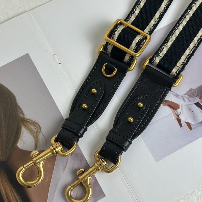 DIOR 小牛皮刺繡調節肩背帶-3