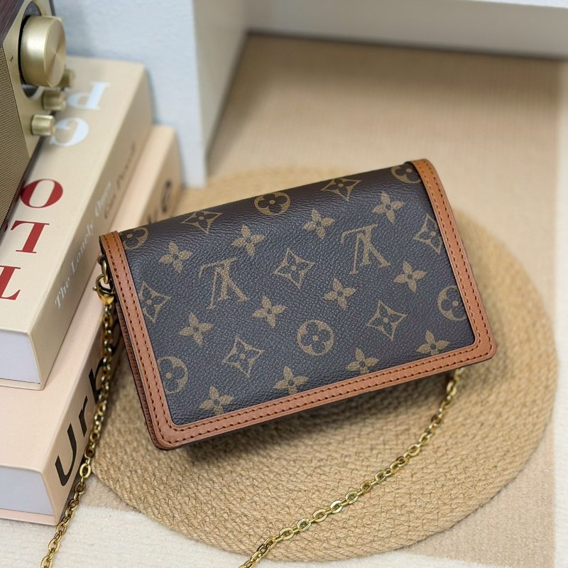 🏷️LV 路易威登．Dauphine 達芙妮 WOC M68746-1