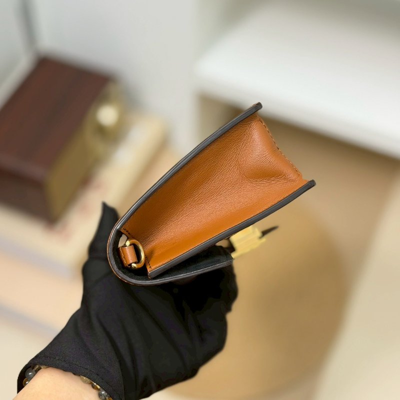 🏷️LV 路易威登．Dauphine 達芙妮 WOC M68746-3