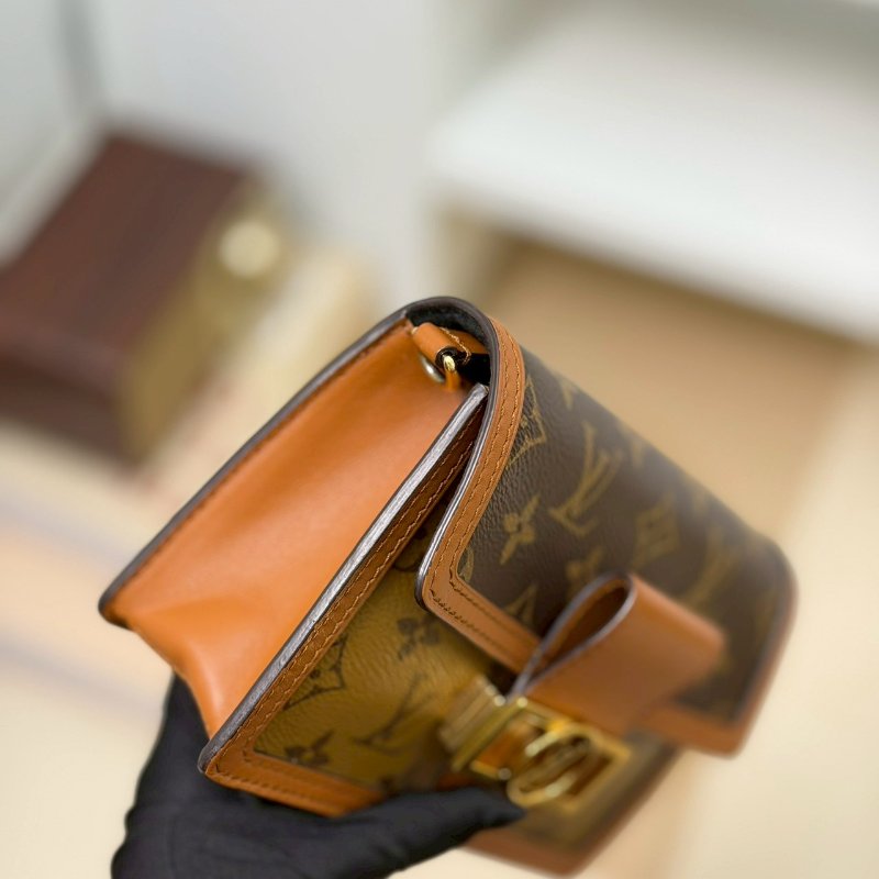 🏷️LV 路易威登．Dauphine 達芙妮 WOC M68746-8