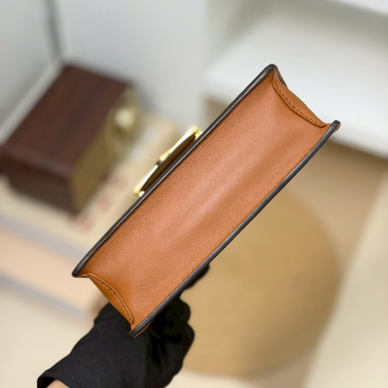 🏷️LV 路易威登．Dauphine 達芙妮 WOC M68746-12