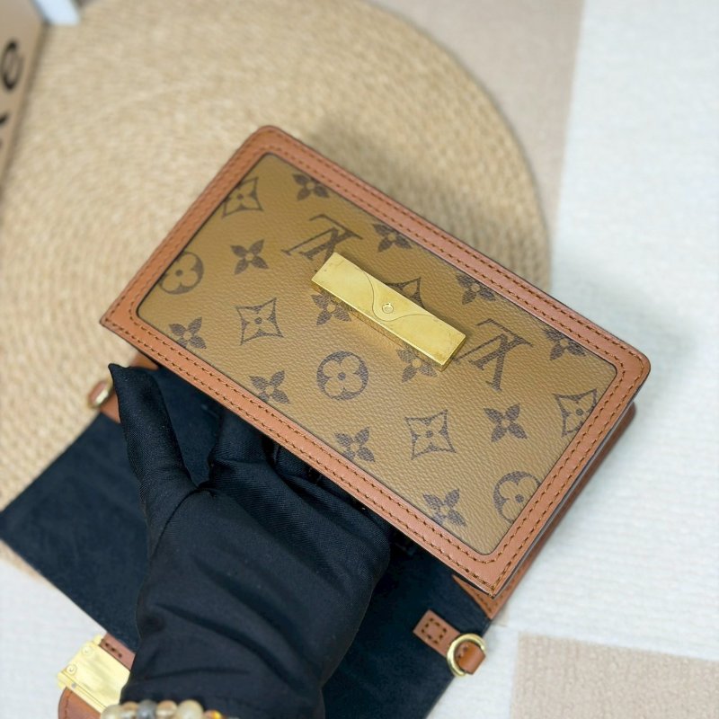 🏷️LV 路易威登．Dauphine 達芙妮 WOC M68746-16