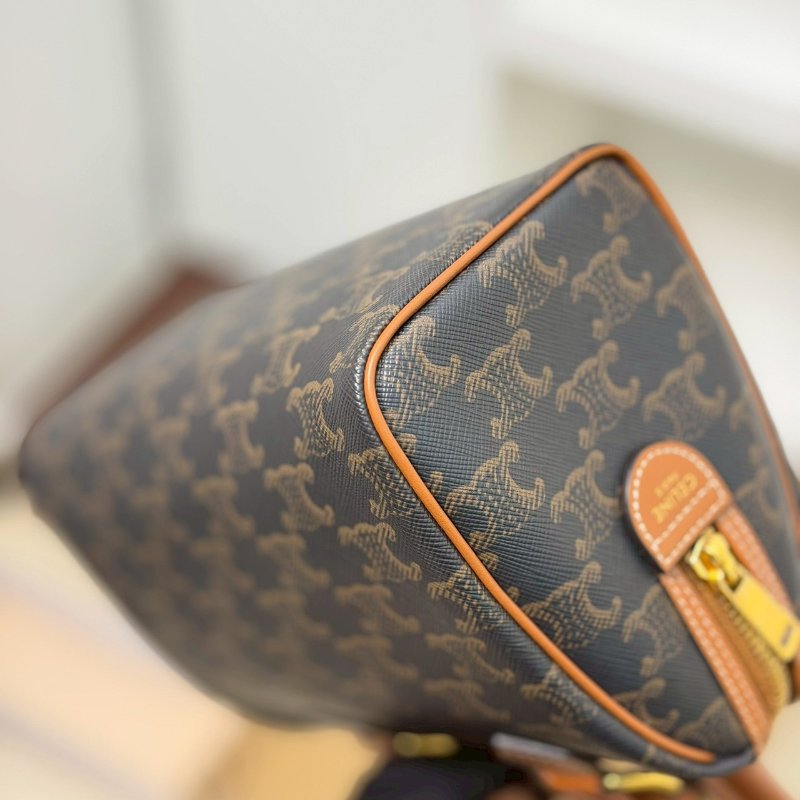 (全新離櫃品✨)🏷️Celine 瑟琳.Boston 老花波士頓-5