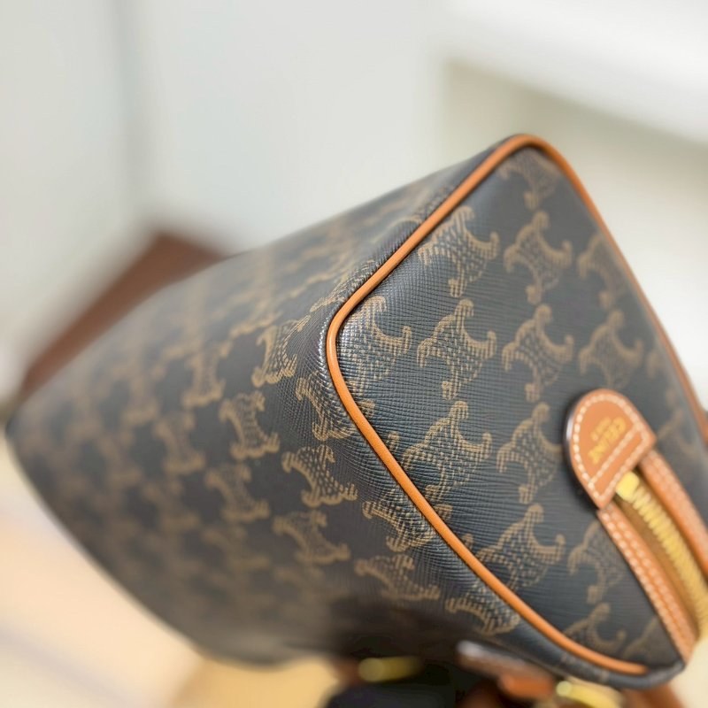 (全新離櫃品✨)🏷️Celine 瑟琳.Boston 老花波士頓-7