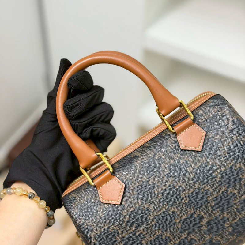 (全新離櫃品✨)🏷️Celine 瑟琳.Boston 老花波士頓-14