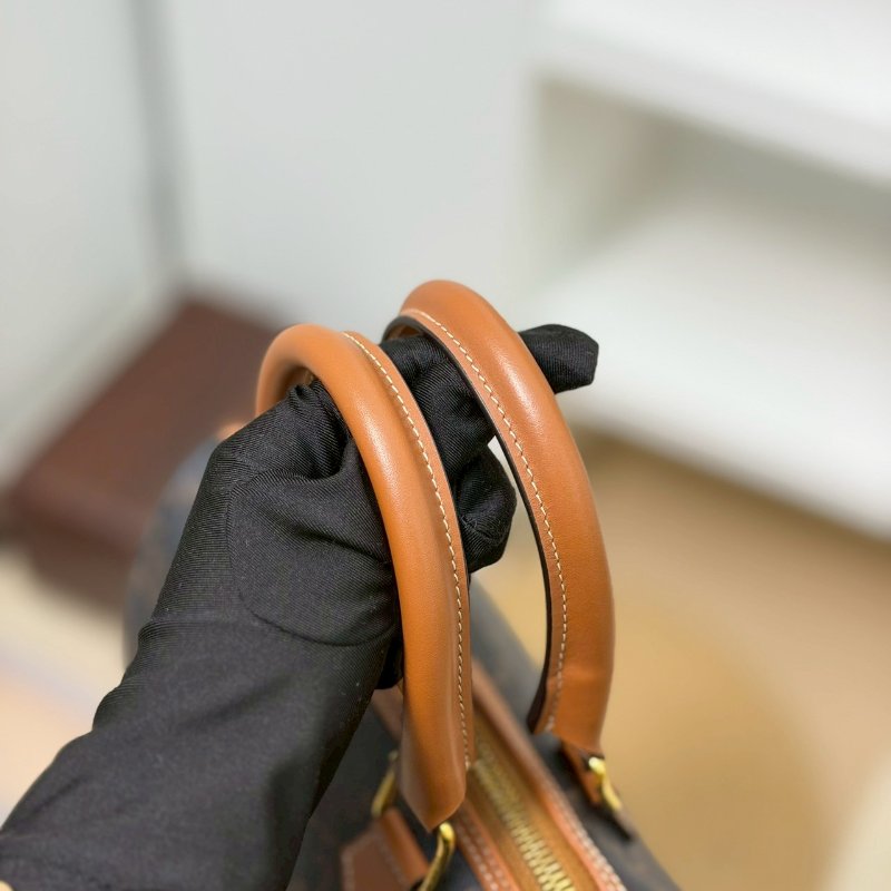 (全新離櫃品✨)🏷️Celine 瑟琳.Boston 老花波士頓-18