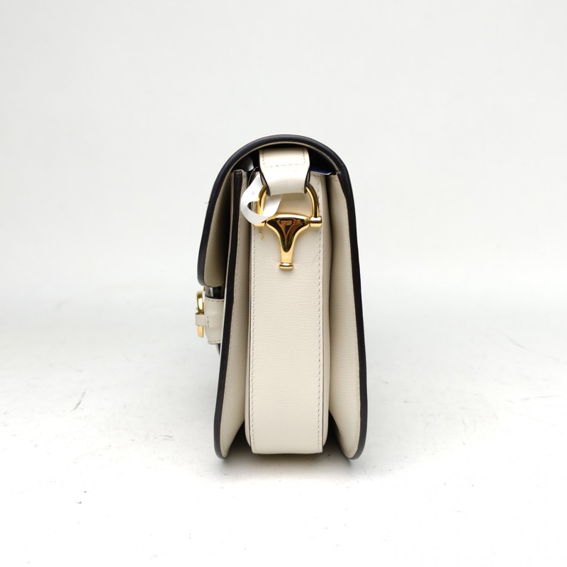 GUCCI Horsebit馬銜扣1955馬鞍包小號25白色牛皮金扣肩背包-1
