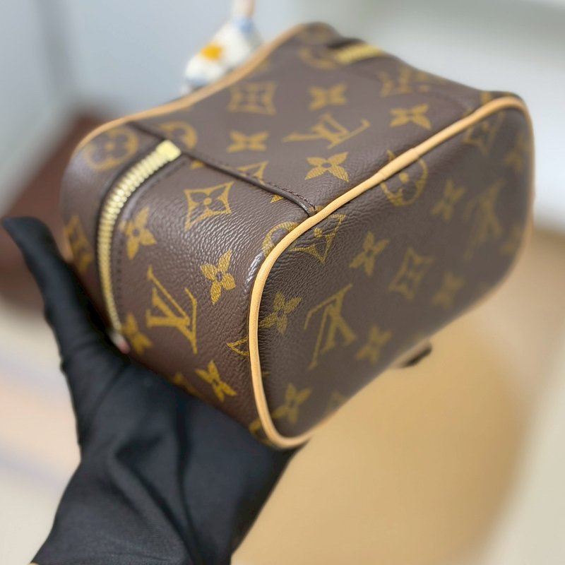 🏷️LV 路易威登．Nice Nano 化妝包 M44936/客人寄賣-6