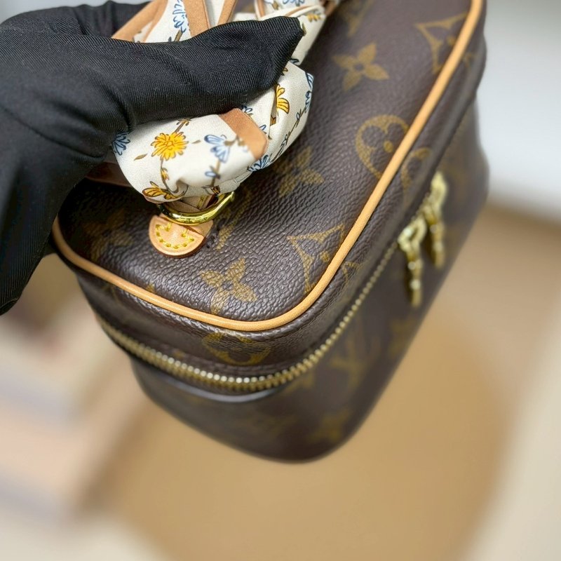 🏷️LV 路易威登．Nice Nano 化妝包 M44936/客人寄賣-8