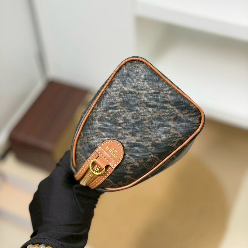 （全新離櫃品✨）🏷️Celine 瑟琳．Boston 老花波士頓 新款D扣-3