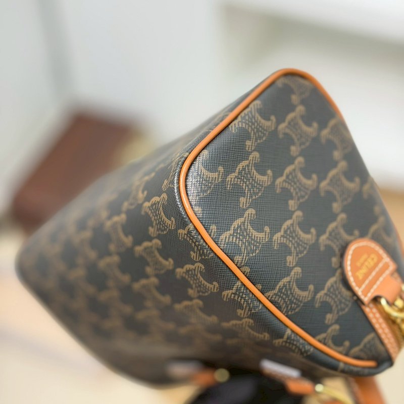 （全新離櫃品✨）🏷️Celine 瑟琳．Boston 老花波士頓 新款D扣-5