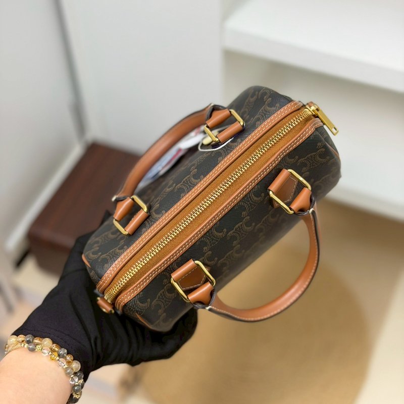 （全新離櫃品✨）🏷️Celine 瑟琳．Boston 老花波士頓 新款D扣-13