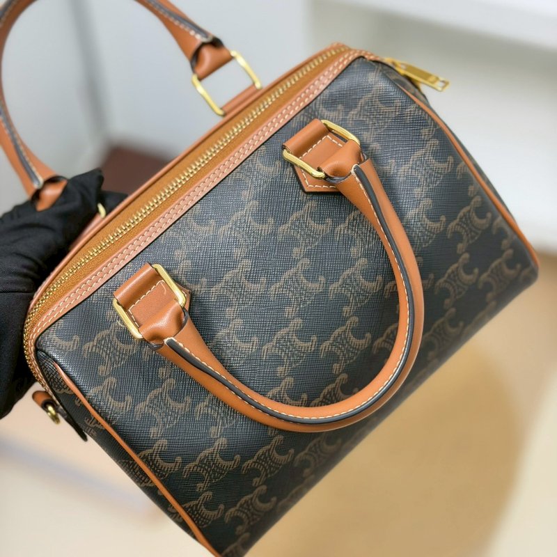 （全新離櫃品✨）🏷️Celine 瑟琳．Boston 老花波士頓 新款D扣-15