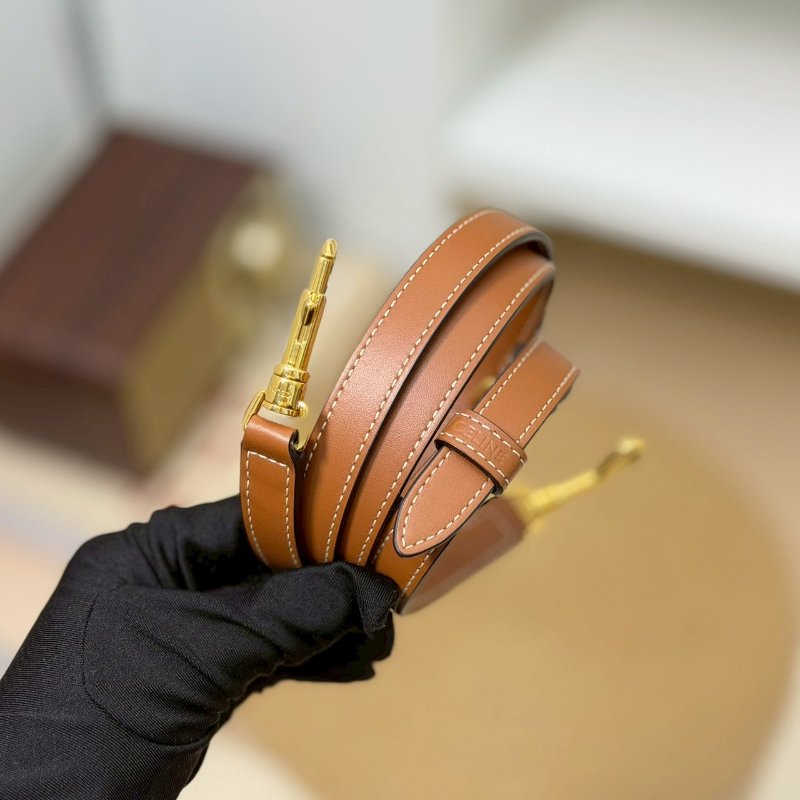 （全新離櫃品✨）🏷️Celine 瑟琳．Boston 老花波士頓 新款D扣-24