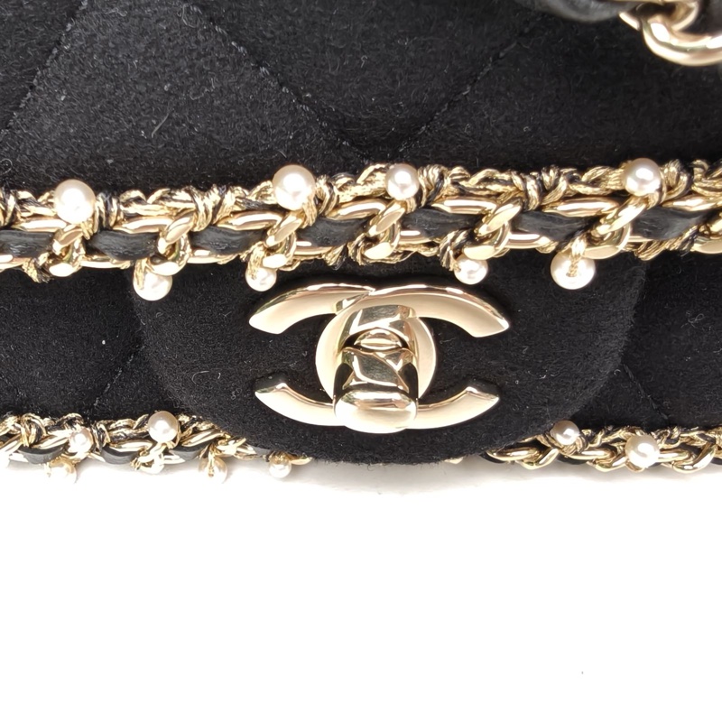 CHANEL 黑色毛呢晶片開金扣手工坊系列珍珠滾邊大mini肩背包-5