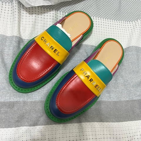 Chanel x Pharrell William聯名  Chanel Mules Pharrell Multi-Color
