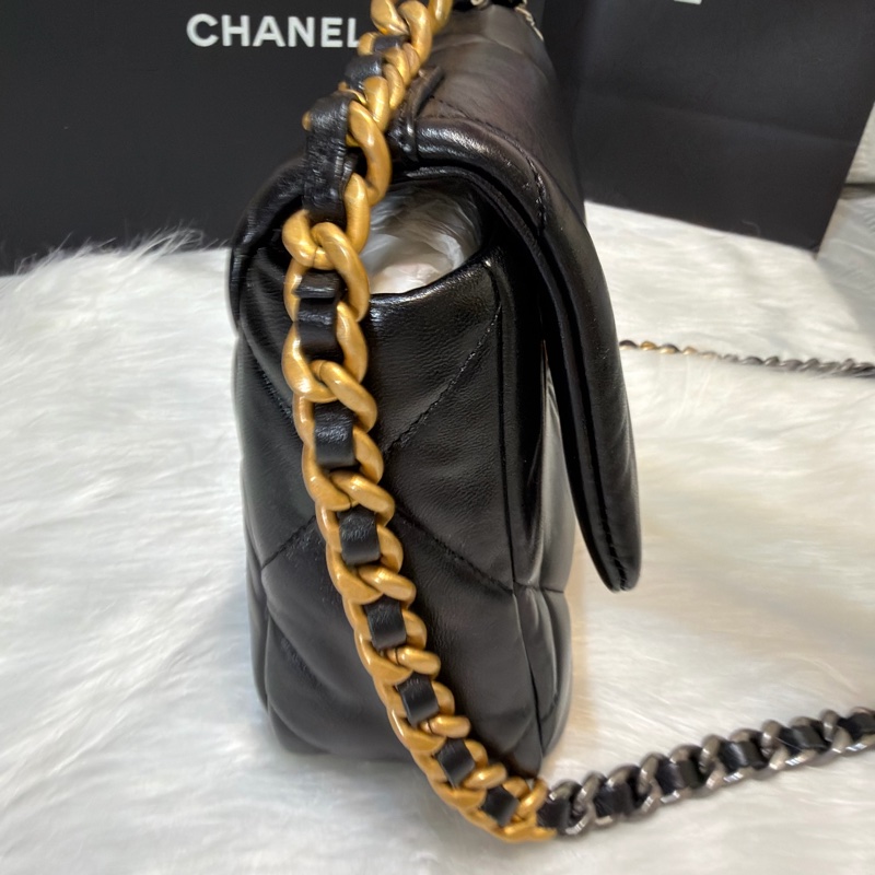 香奈兒19口蓋包/經典黑金 日本🇯🇵機場購證-3