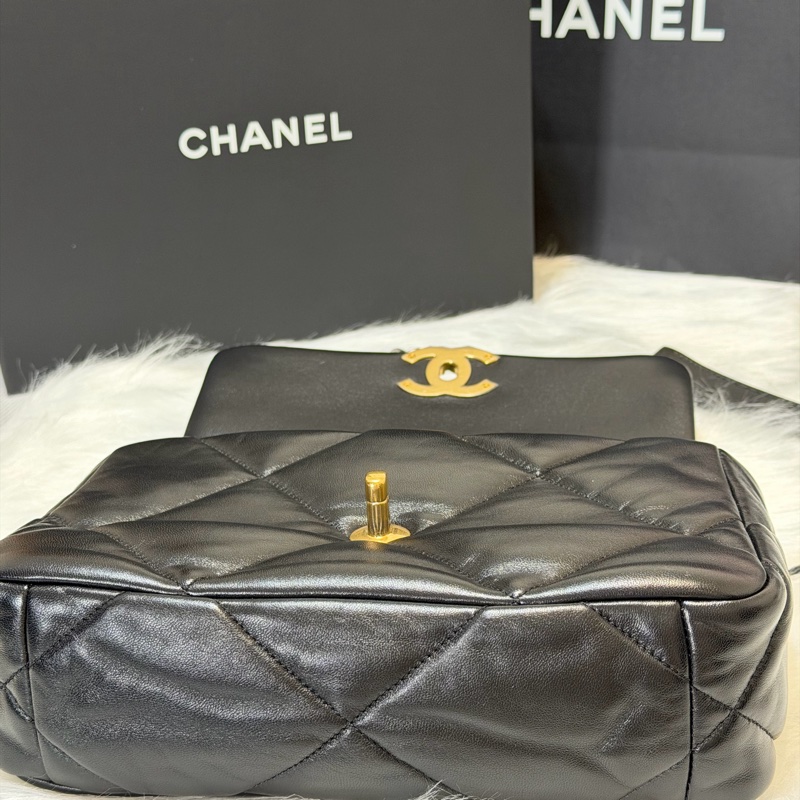 香奈兒19口蓋包/經典黑金 日本🇯🇵機場購證-4