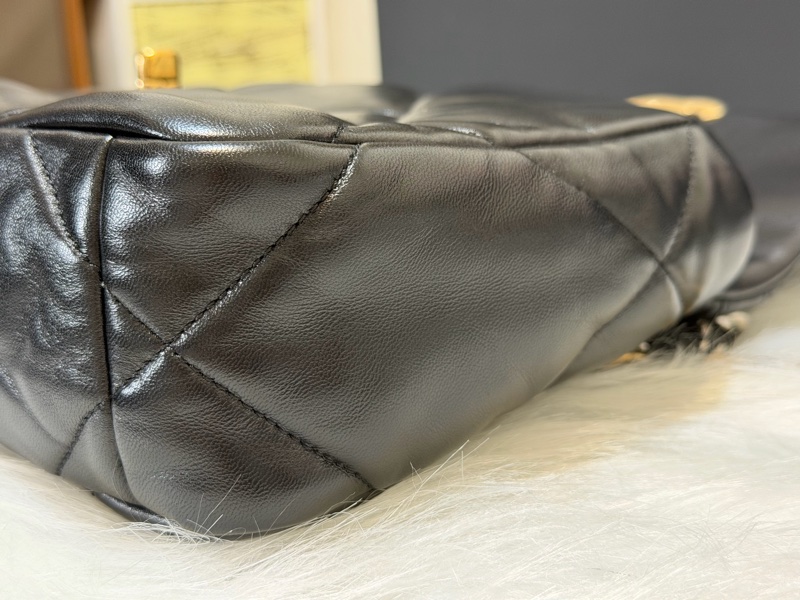 香奈兒19口蓋包/經典黑金 日本🇯🇵機場購證-8