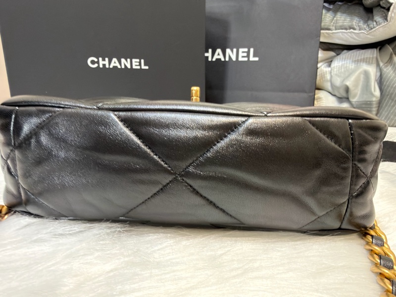 香奈兒19口蓋包/經典黑金 日本🇯🇵機場購證-10