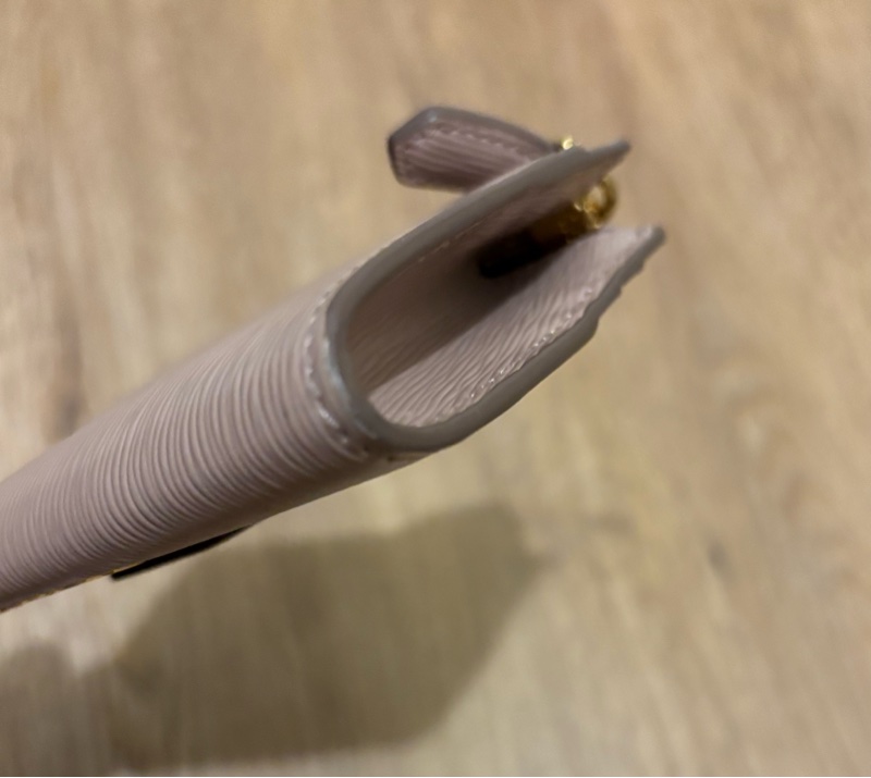 PRADA金字logo水波紋牛皮卡片零錢包-11