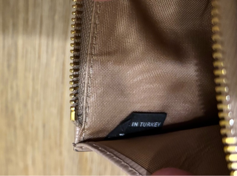 PRADA金字logo水波紋牛皮卡片零錢包-13