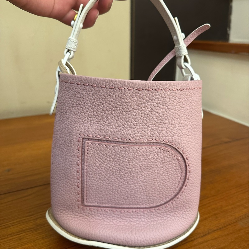 DELVAUX 暗粉皮革白邊手提水桶包 超美-0