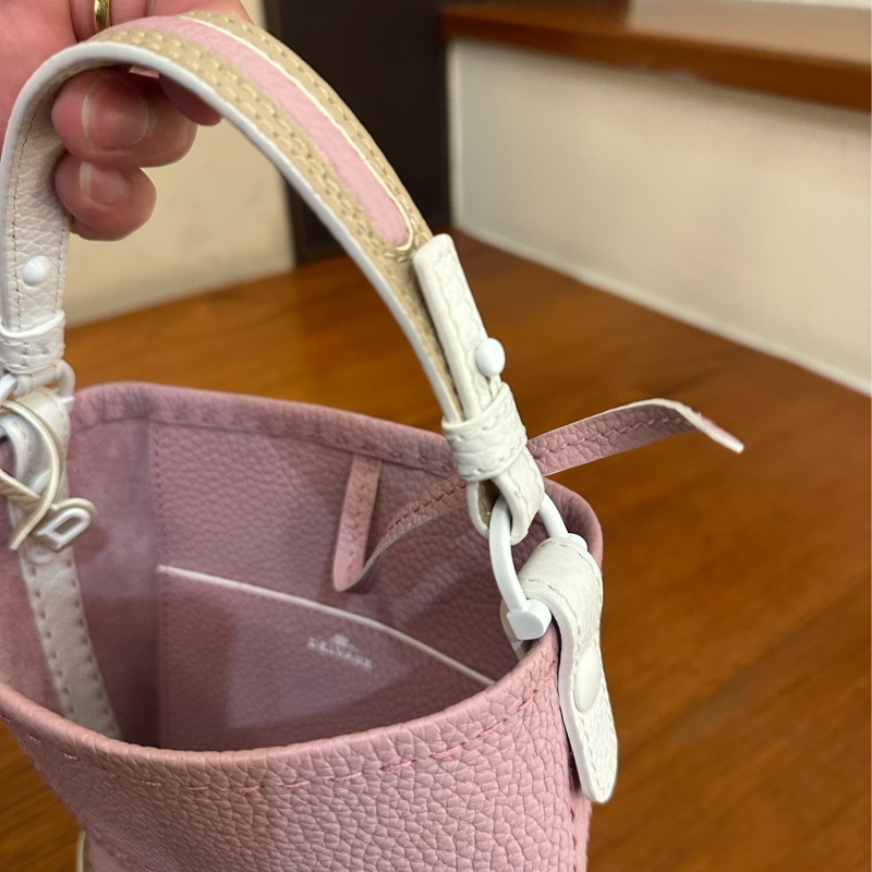 DELVAUX 暗粉皮革白邊手提水桶包 超美-4
