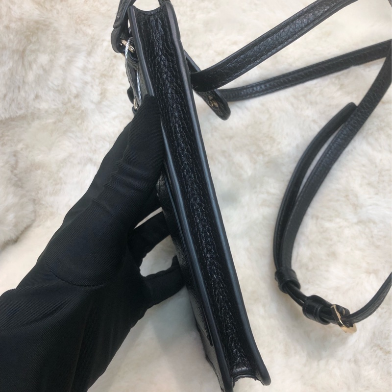 Marc Jacob 黑色牛皮手機袋 XC297-2