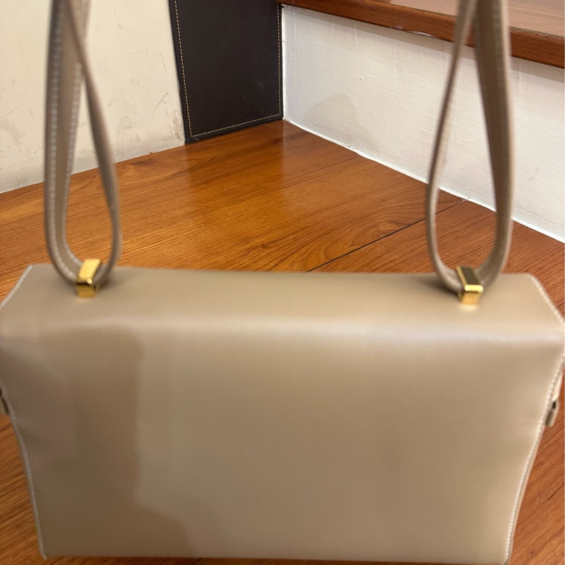 LORO PIANA 駝色皮革拉鍊肩背斜背包-8