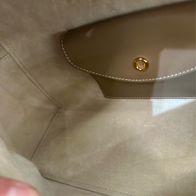 LORO PIANA 駝色皮革拉鍊肩背斜背包-13