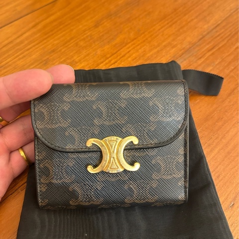 CELINE 凱旋門PVC經典釦式三折短夾