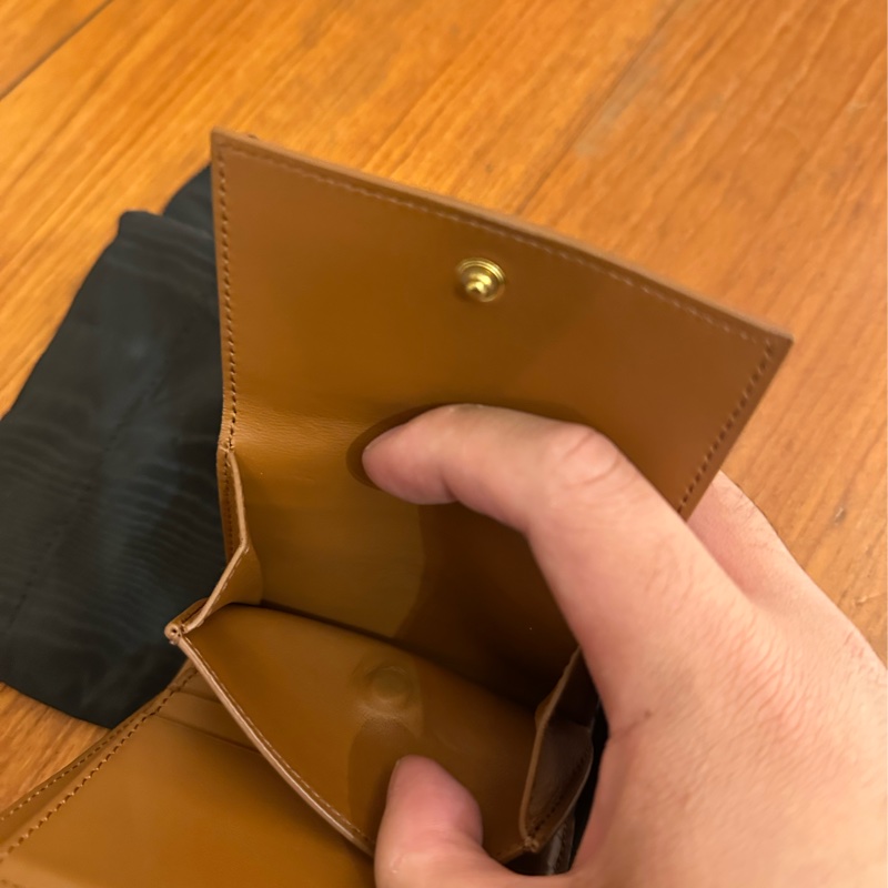 CELINE 凱旋門PVC經典釦式三折短夾-11