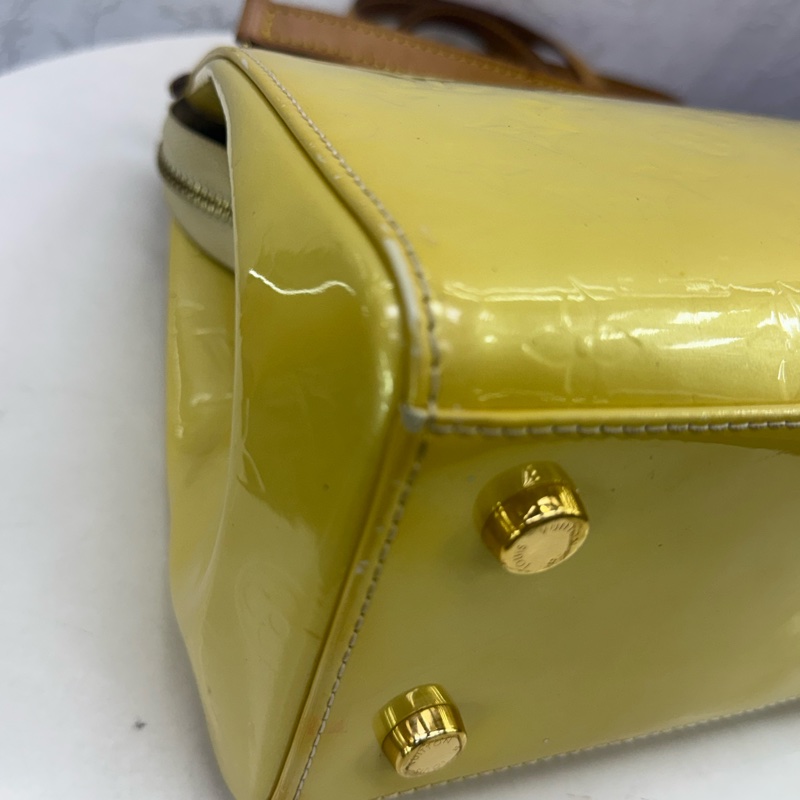 Louis Vuitton Brea Handbag-13