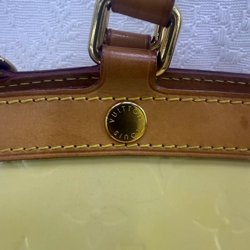 Louis Vuitton Brea Handbag-24