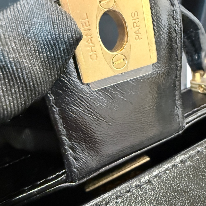 CHANEL✨2024A 菱格紋皮穿鏈手提包醫生包mini 芯片-26