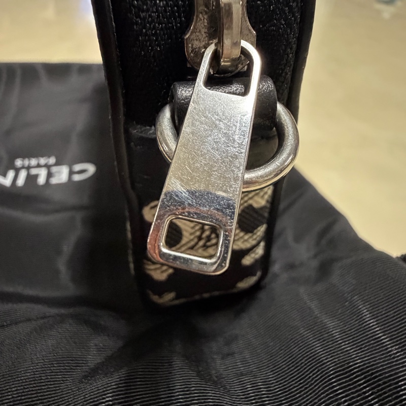 Celine 迷你手機包-9