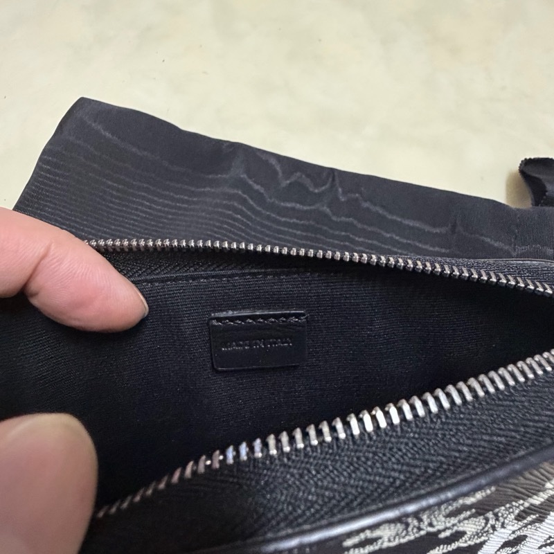 Celine 迷你手機包-4