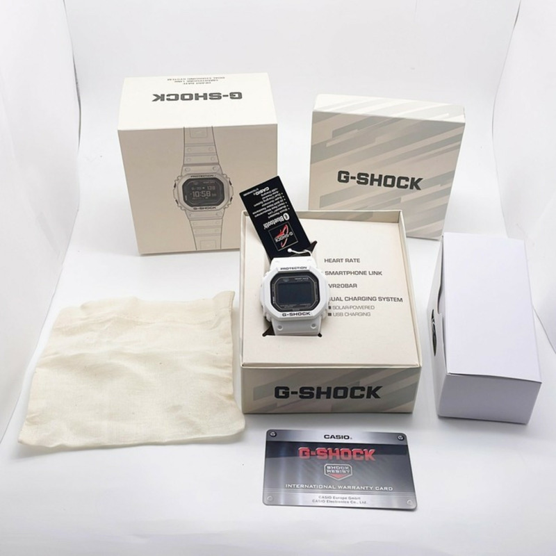 卡西歐 G-SHOCK GSQUAD 5600 系列 DWH56007JR 黑/白樹脂男士數位手錶-2