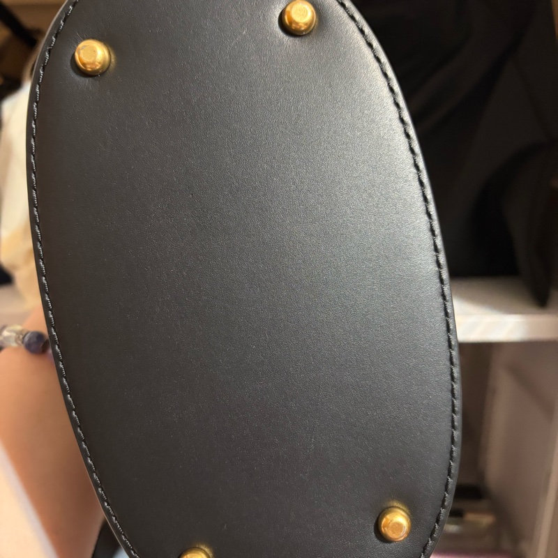 95新 Tory Burch 老花水桶包-4