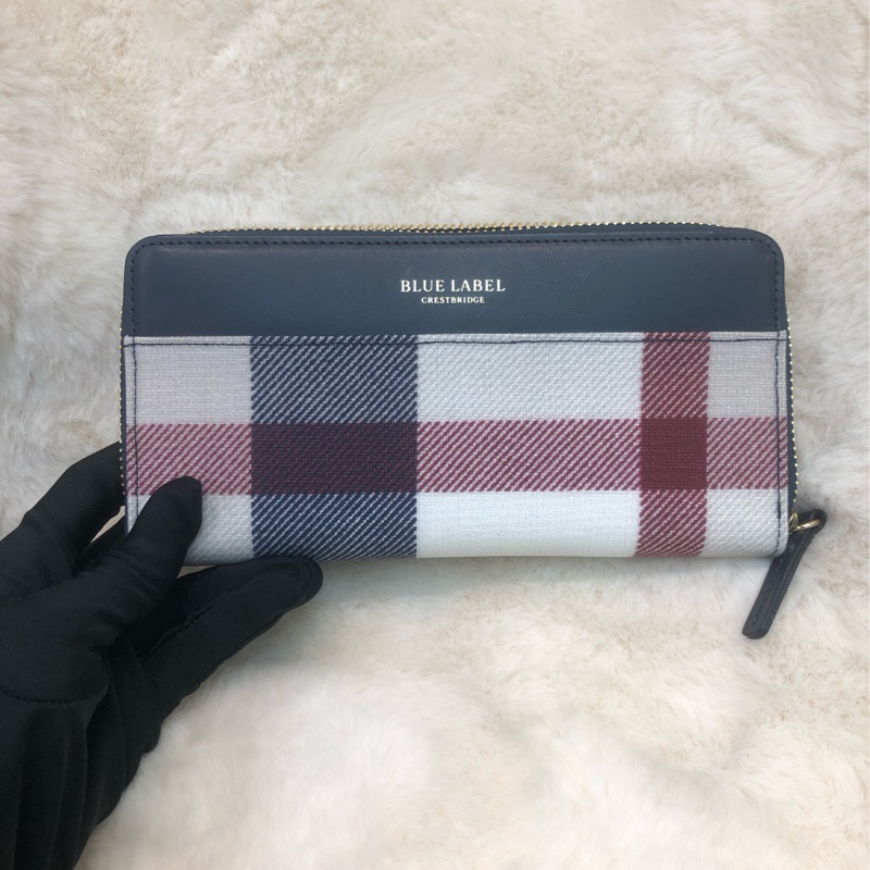 Burberry Blue Label 格仔拼藍色拉鍊長銀包 XB516-0