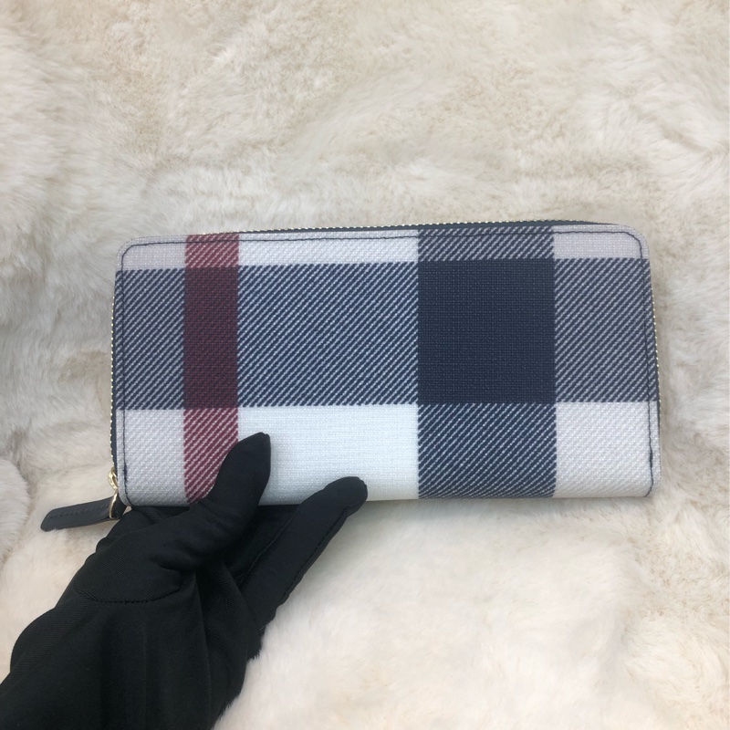 Burberry Blue Label 格仔拼藍色拉鍊長銀包 XB516-1