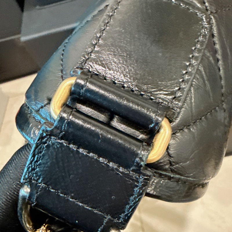 Chanel✨香奈兒流浪包 黑色小號 26開-28